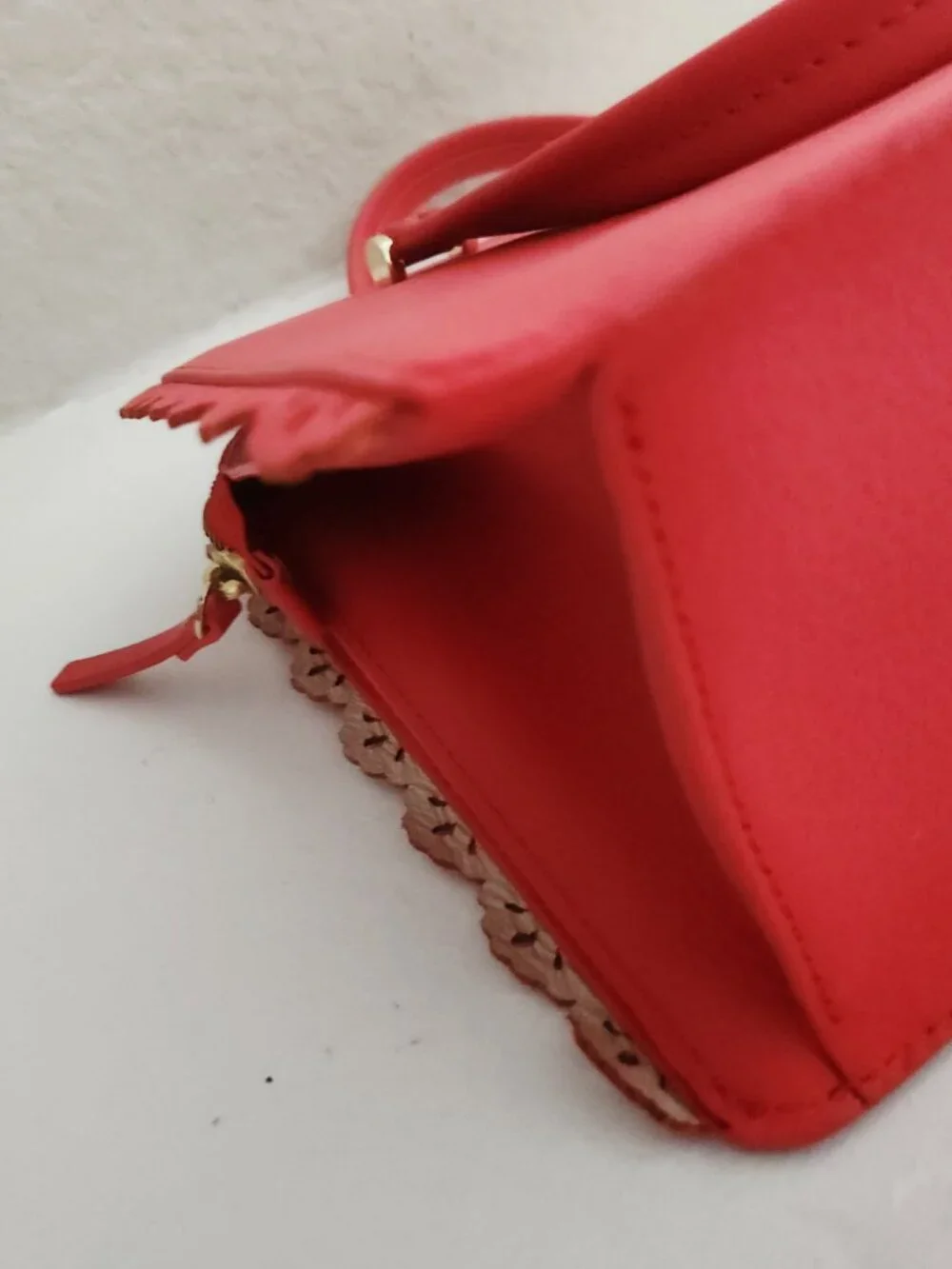 New Kate Spade NY Scallop Coral Leather Satchel Tote Purse - Picture 10 of 12